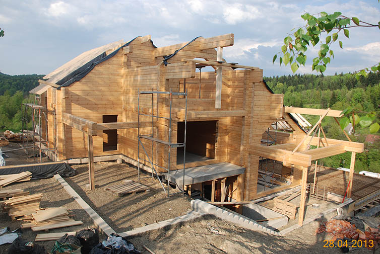 zdjęcie z budowy domu drewianego - 95