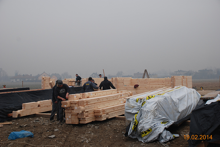 zdjęcie z budowy domu drewianego - 14