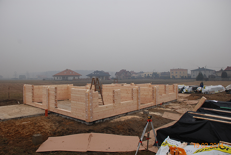 zdjęcie z budowy domu drewianego - 16